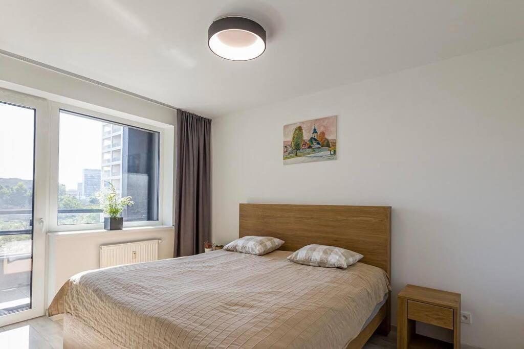Urban Apartment With Possibility Of Parking Bratislava Eksteriør bilde